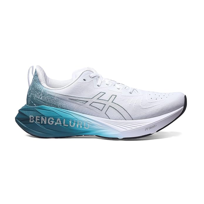 ASICS Mens Novablast 4 Running Shoes